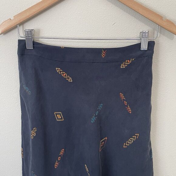 NWT Pendleton 100% Silk Midi Skirt Size 2 Washable Flare Blue Aztec Side Zip - Picture 5 of 11